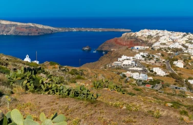 Finikia  Santorini